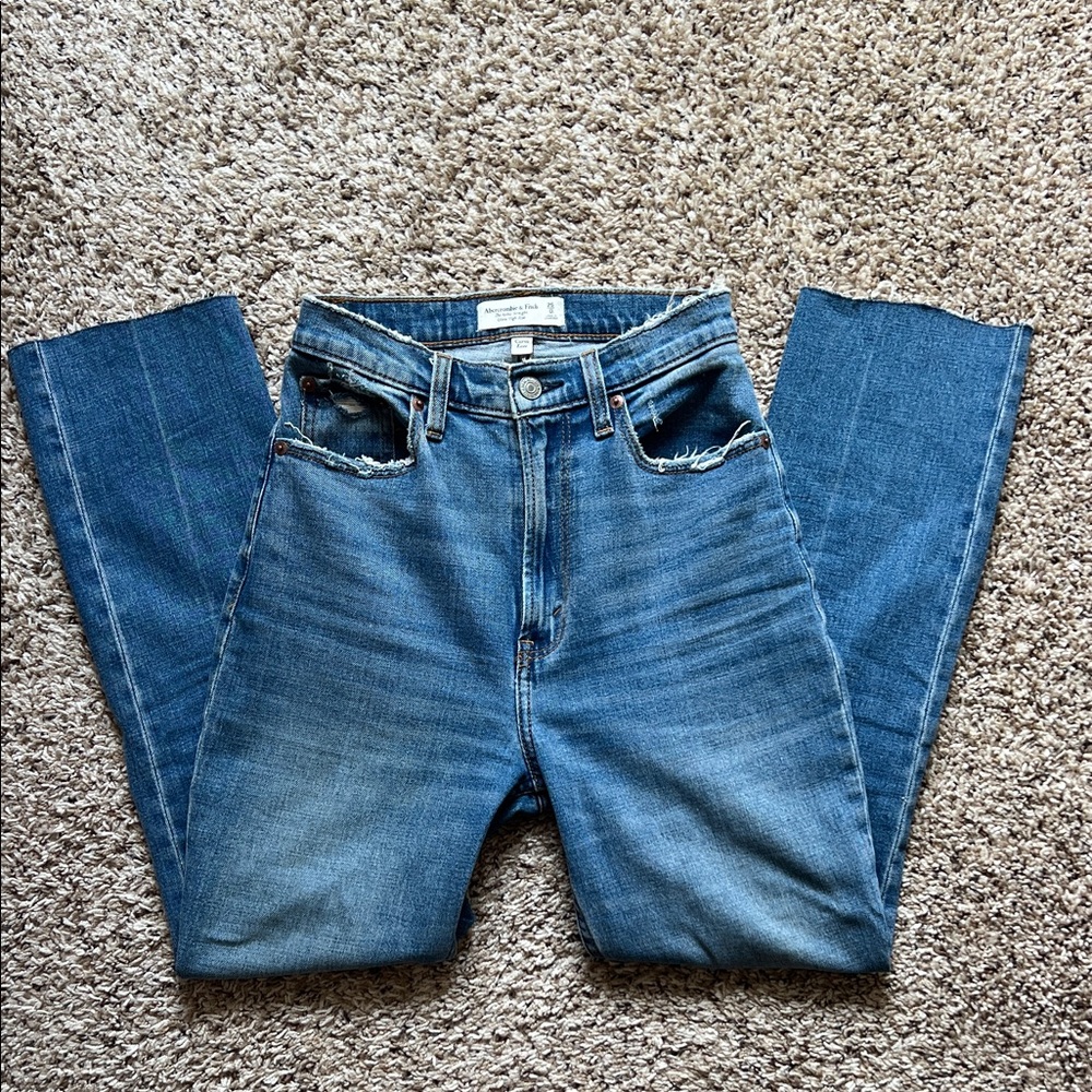 Abercrombie & Fitch Ankle Straight Ultra High Rise Jeans